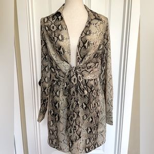 LOVEOWN Deep V Dress